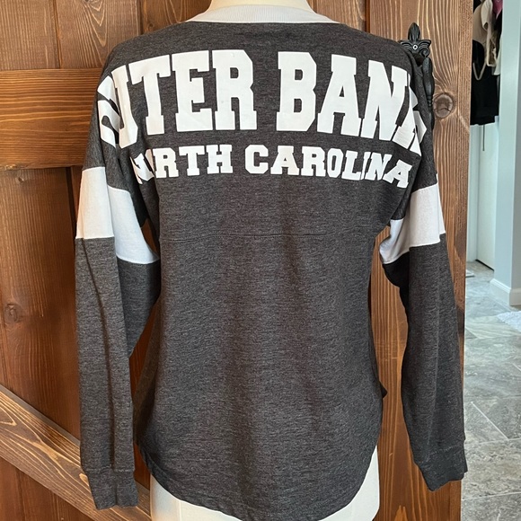 Outer Banks North Carolina Sweatshirt Size Small color Gray - Picture 2 of 8